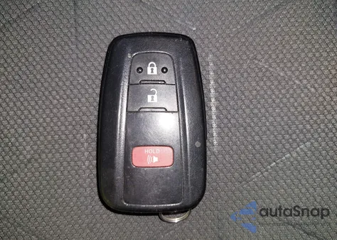 2020 Toyota Rav4 Xle z USA, uszkodzony, nr VIN 2T3P1RFV0LW113062